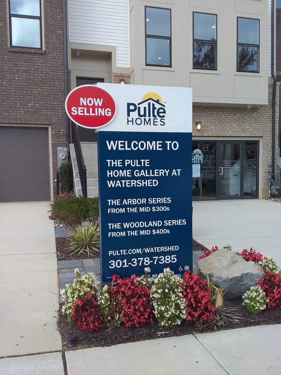 pulte_homes_information_center_sign