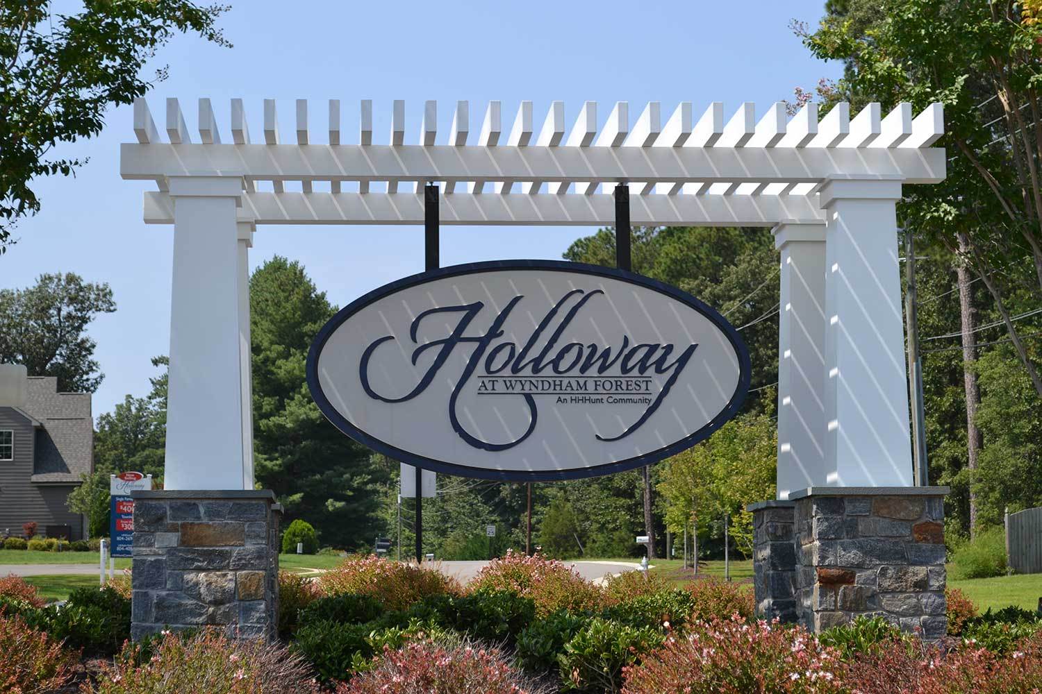Holloway_Entry_Monument